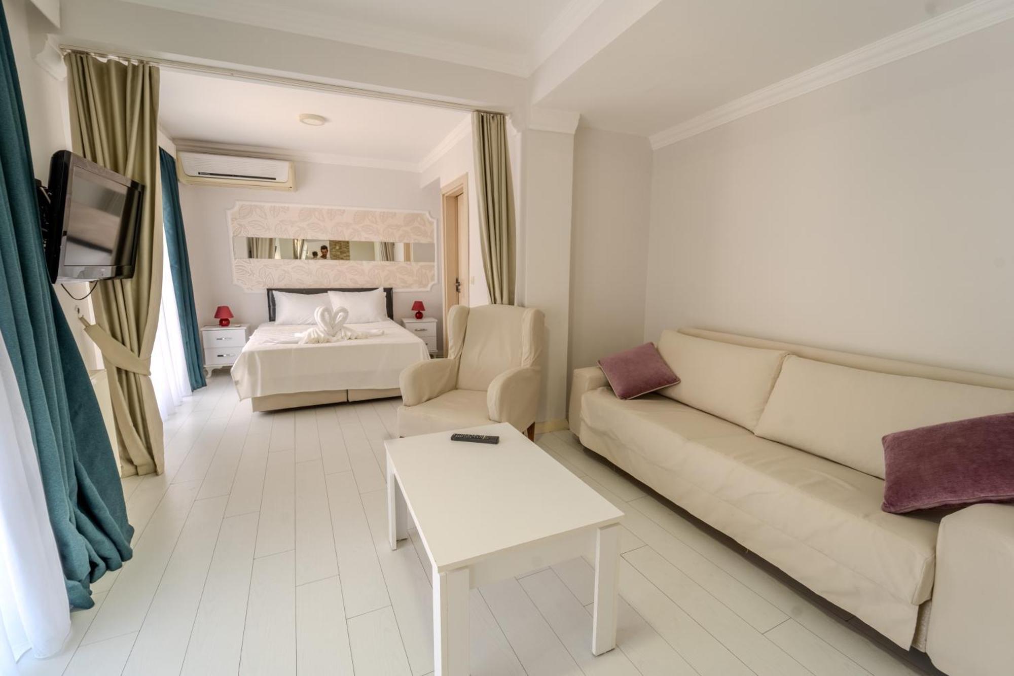 Mia Hill Suites Bodrum Eksteriør bilde